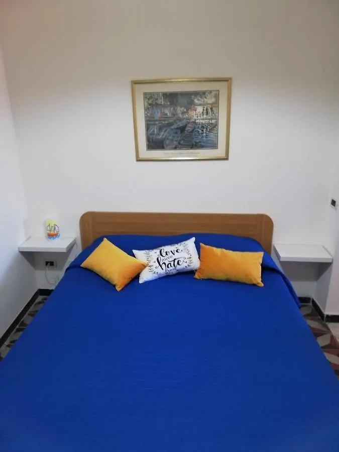 By The Sea Bed & Breakfast Terrasini